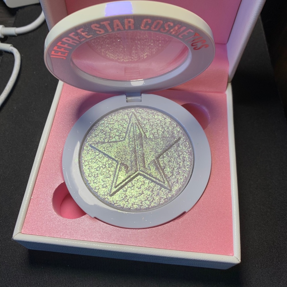 Jeffree Star Cosmetics Extreme Frost in Sour Ice